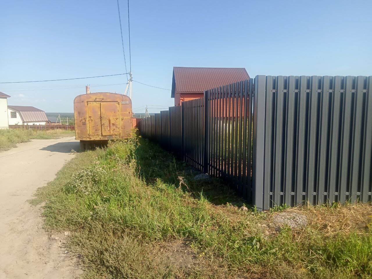 Забор из евроштакетника 21м RAL7024/7024 Серый Графит двусторонний фото 2 в Атырау