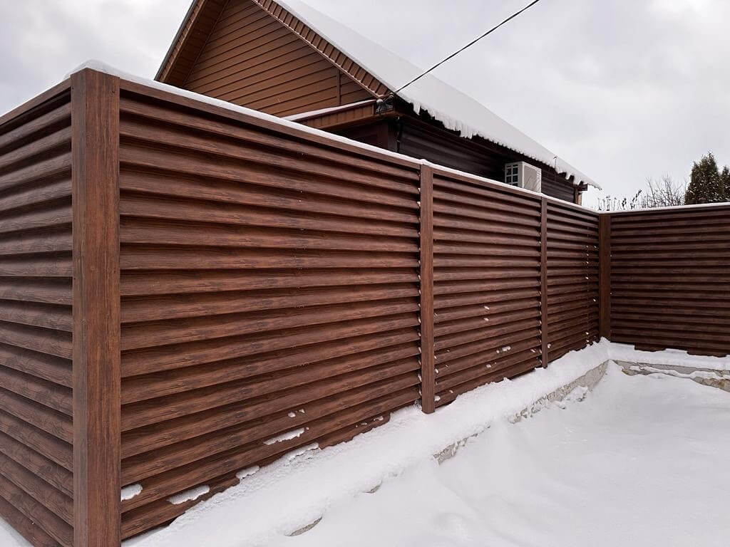 Забор-жалюзи из ламелей еврожалюзи 43м Каштан Printech фото 5 в Атырау